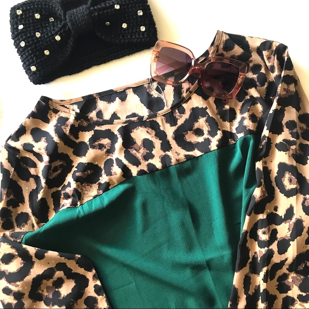 ‼️LAST CALL PRICE FIRM‼️ 💚 Leopard long sleeve blouse! - Picture 5 of 15